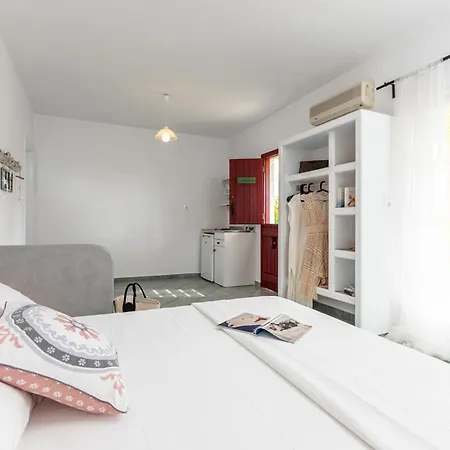 Palatiana Agriturismo-philoxenia Retreat 加里尼