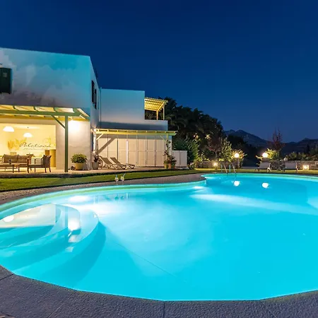 Palatiana Agriturismo-philoxenia Retreat 公寓 *